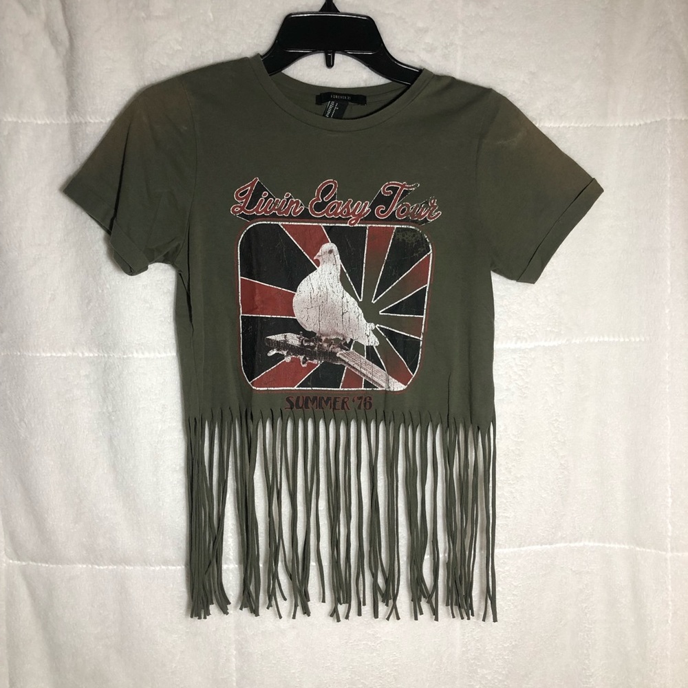 tee shirt